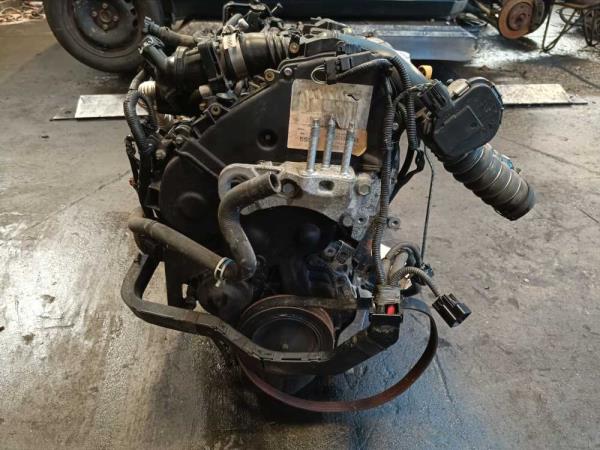 MOTEUR FORD 1.6 TDCI - Vue 4